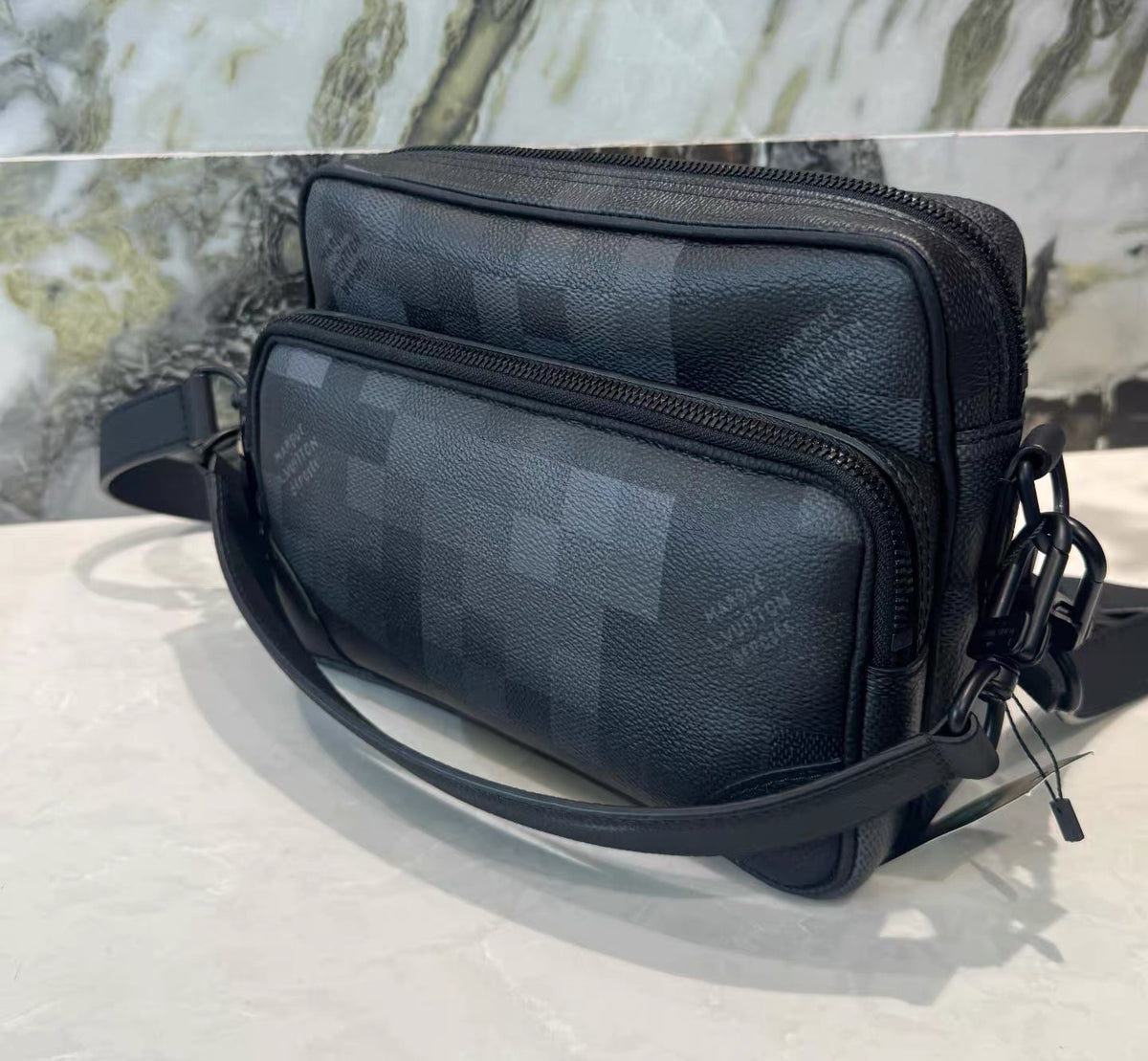 LV Nil Messenger